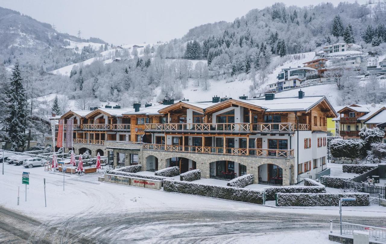 Avenida Mountain Lodges Kaprun Exterior photo